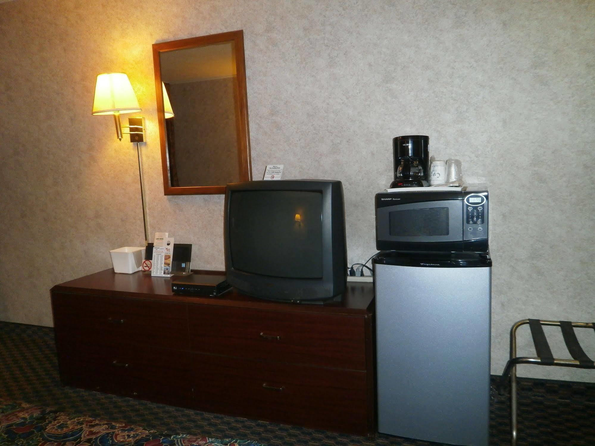 Richmond Inn And Suites 외부 사진